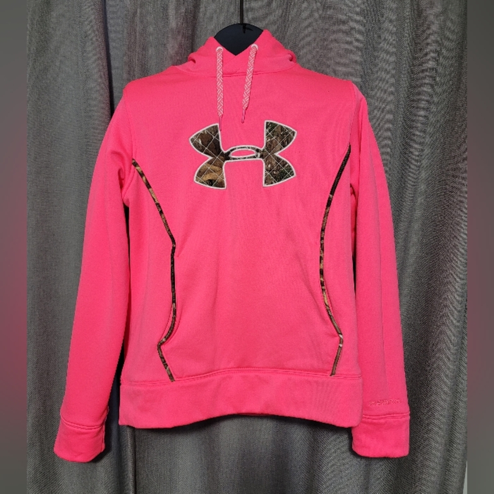 NWOT Under Armour Storm Pink Camoflauge Large Hoodie